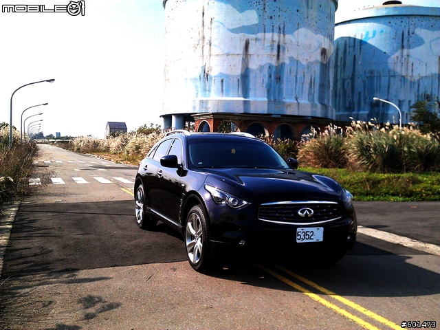 [分享]小開箱~INFINITI FX35~(20111203小更新)