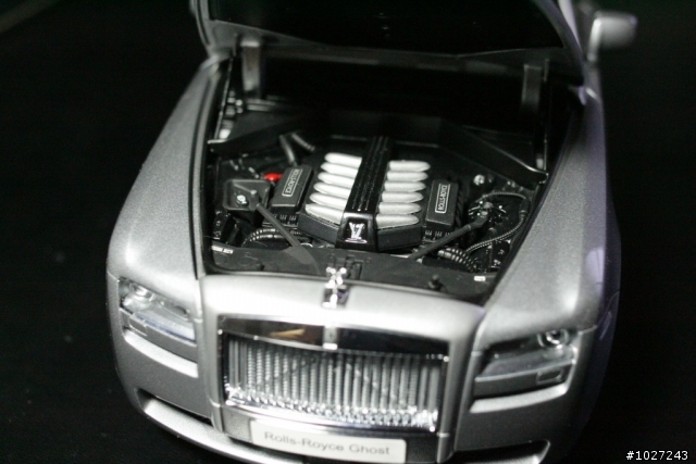 (開箱)勞斯萊斯 鬼魅 kyosho Rolls-Royce Ghost 1/18
