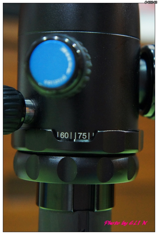 [開箱文]SIRUI(思銳) N2205碳纖維專業腳架+G20專業雲台