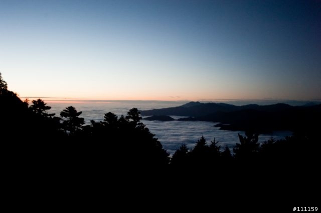 雲海、日出、汗水、天使的眼淚、嘉明湖