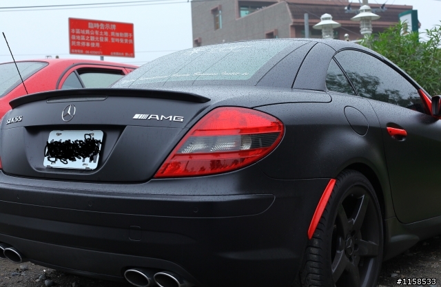 在山上遇見猛獸一台 SLK55AMG 消光黑