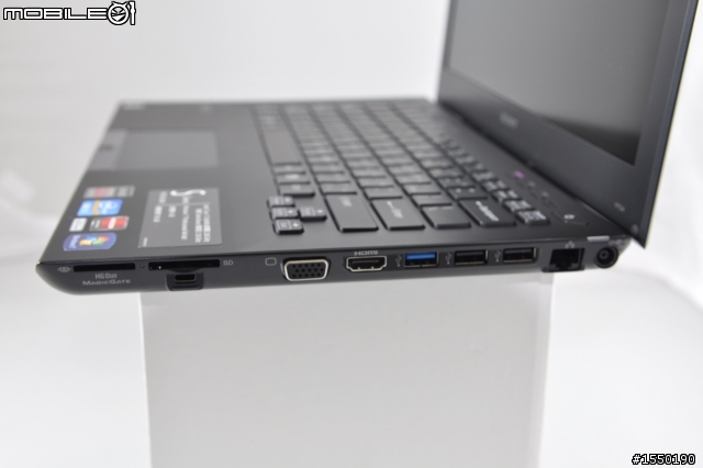 SONY VAIO - VPCSA33GW  遲來的開箱 [圖多!!!]