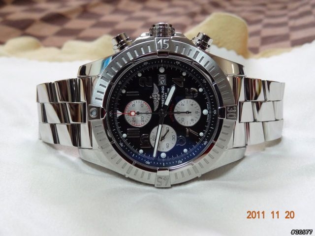 [開箱] Breitling Super Avenger 百年靈 超級復仇者 (圖多請見諒)