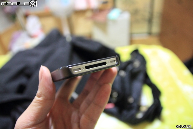 [開箱] 今年度最貴開箱 iPhone 4s + GGMM超薄殼