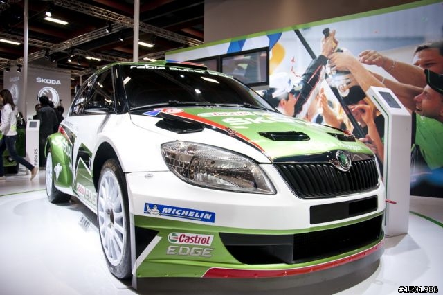 分享一些大家比較有興趣的車與車模- 2012台北車展