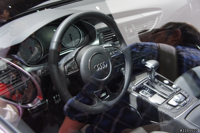 東京車展 - AUDI R8 GT, S7