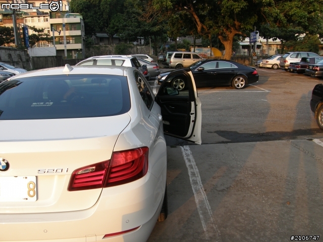 男人的夢想，人生第一台BMW 520i 小開箱文