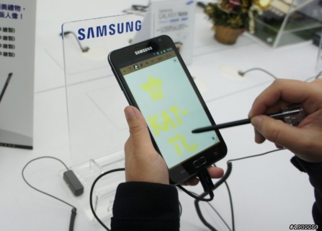 Galaxy Note的體驗屋又出現了！…這一回是在東區的Bistro 98前面！