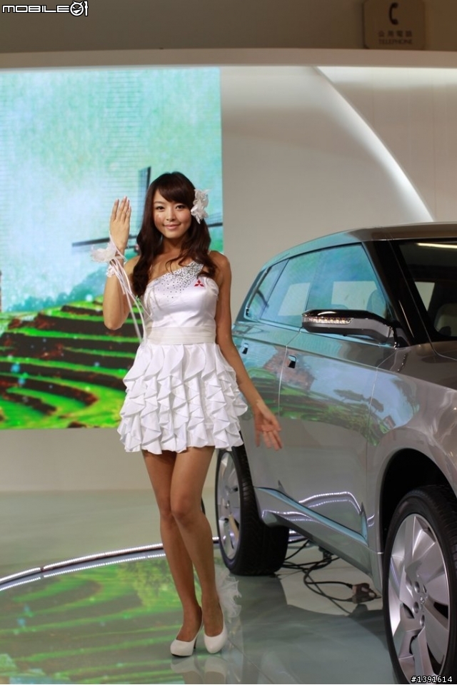 2012世貿汽車大展(歡迎大家一起來貼貼)