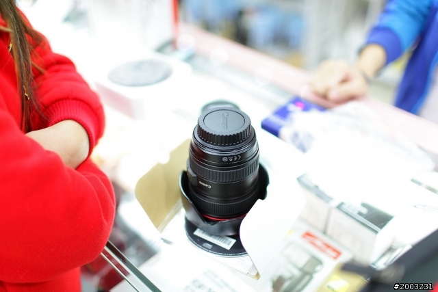 35mm f1.4定焦鏡的誘惑