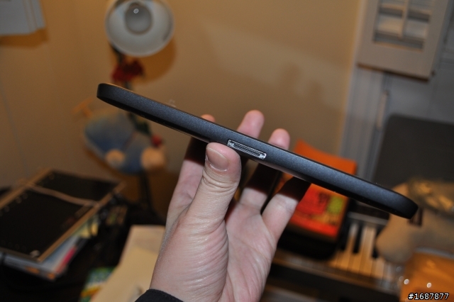 不專業小開箱文 Dell STREAK7 GSM Sim Ready - Gray