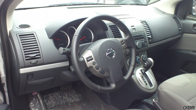 Nissan LEAF & Sentra