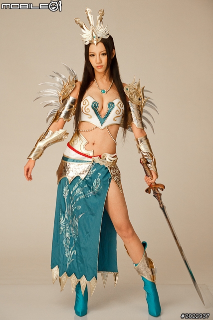 林采緹化身美女武將 《將魂Online》祭出宅男女帝代言