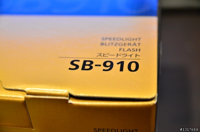 [小開箱]SB-910簡單開箱嘍~~~~