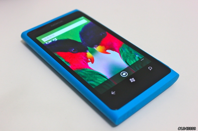 歡迎回來！Nokia Lumia 800 開箱文！