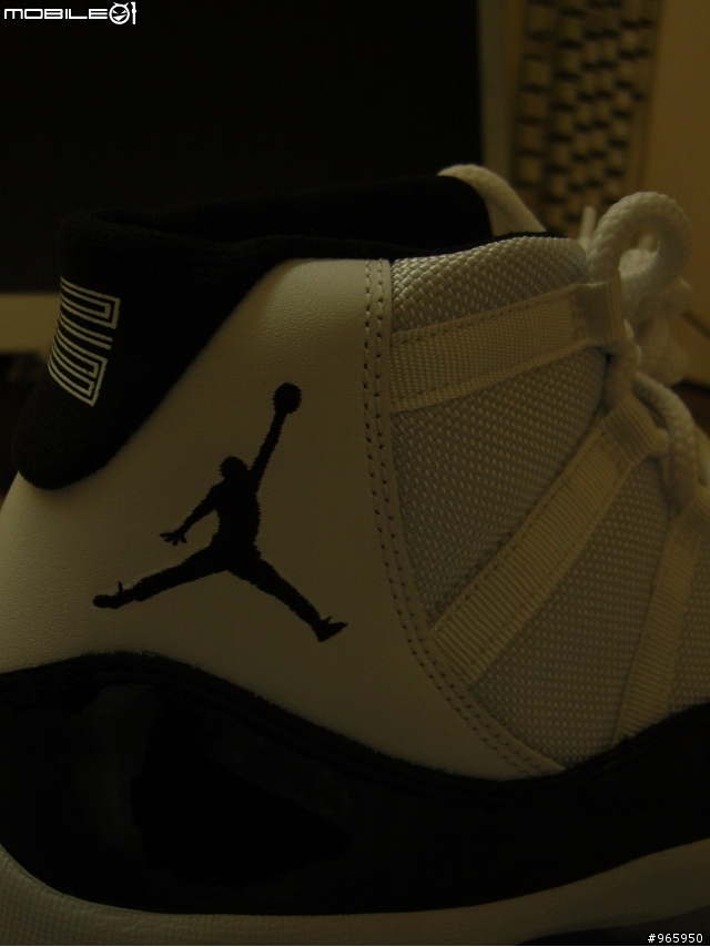 聖誕夜前夕的禮物~ ~十年的等待 終於入手JORDAN 11 RETRO
