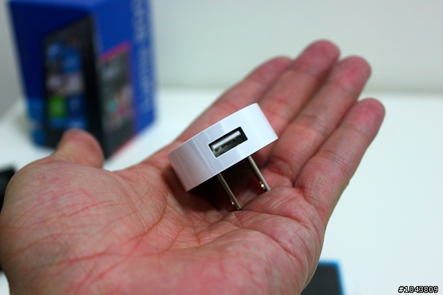 歡迎回來！Nokia Lumia 800 開箱文！