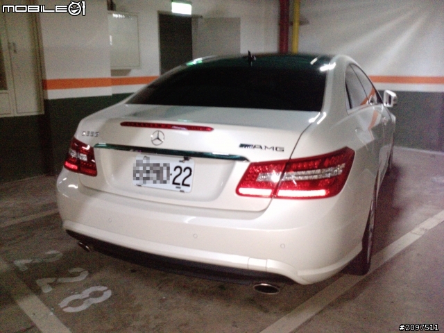 鄰居的E350 coupe