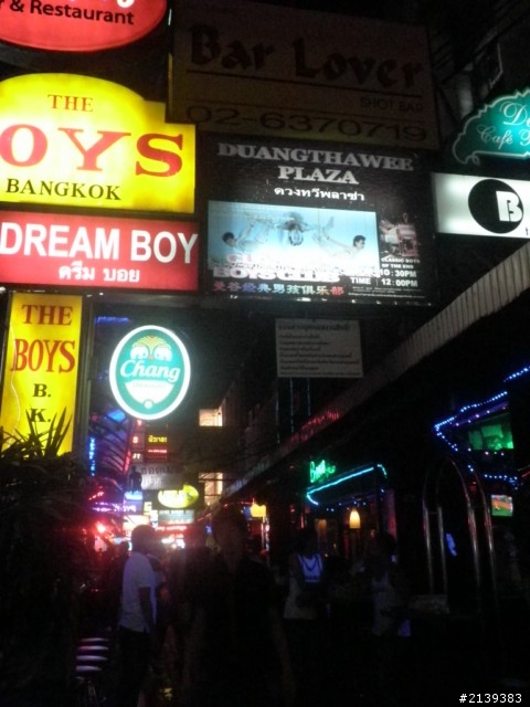 遊走道德邊緣的泰國夜生活-Gogo Boy Bar我見我思