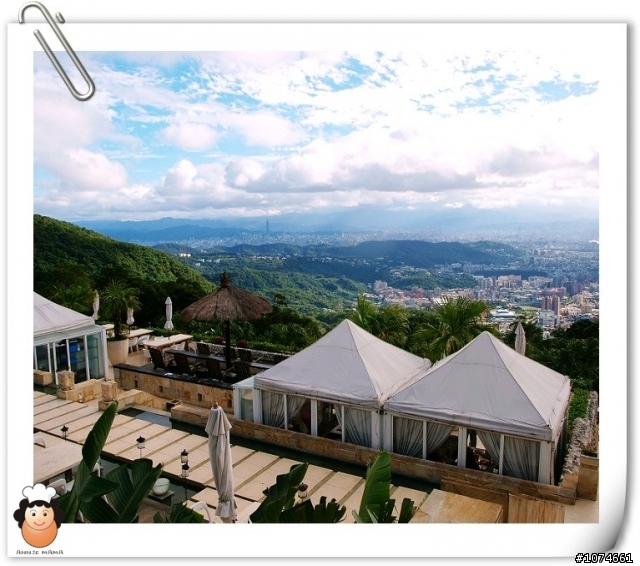 北投區陽明山屋頂上THE TOP。好漂亮的風景！有無敵夜景。走峇里島風的景觀餐廳。