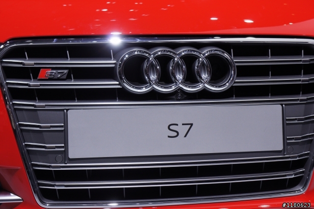 東京車展 - AUDI R8 GT, S7