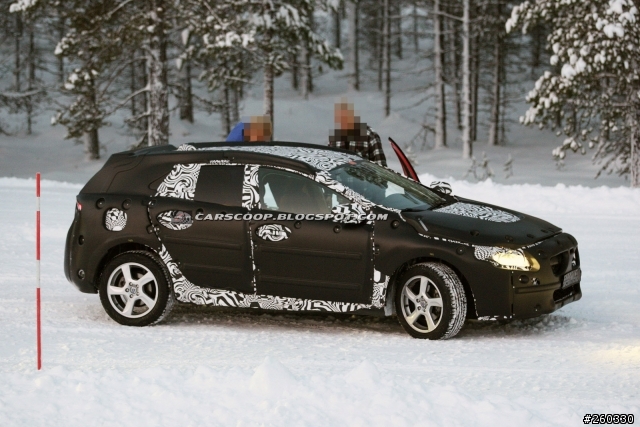 All New Volvo V40 Teased