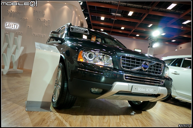 [小惡魔車展特派員]最動感的勁車與凱渥模特兒就在VOLVO !  (圖多)