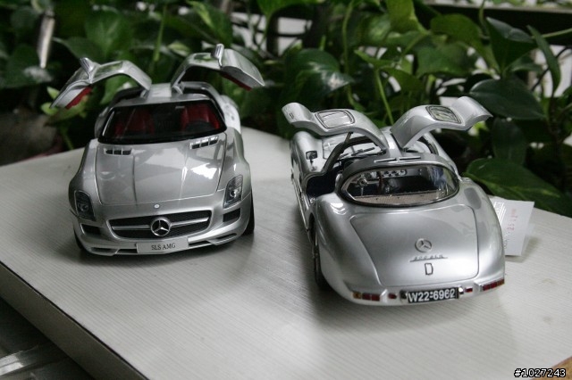 (開箱,新增底盤照) CMC M-088 Mercedes-Benz 300 SLR Uhlenhaut Coupe 董事長用車