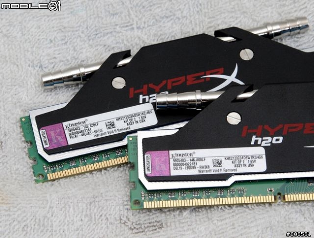 更新：分享DDR3-2133快感：Kingston HyperX H2O水冷式記憶體配Z68MA-D2H-B3小板