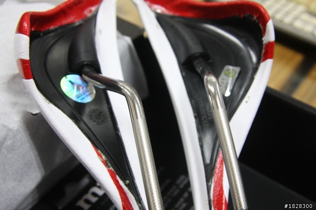 買菜車換裝，Deda M35龍頭彎把組+Deda zero座管+12年Mantra座墊