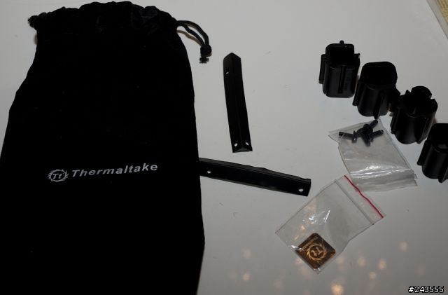 [開箱]換心手術-Thermaltake 1200W 金牌