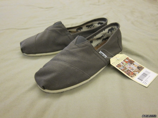 Toms Canvas Classic Espadrilles