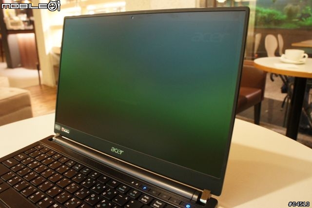 Acer TravelMate 8481G 打造 Hybrid 工作型態!