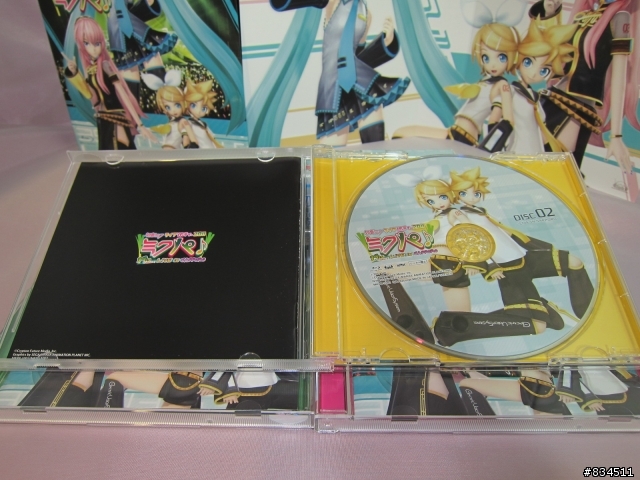 【開箱分享】可能性の歌姬__「初音ミク ライブパーティー 2011 （ミクパ♪）」BD初回限定映像盤