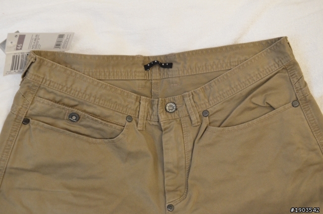 SISLEY 卡其褲開箱