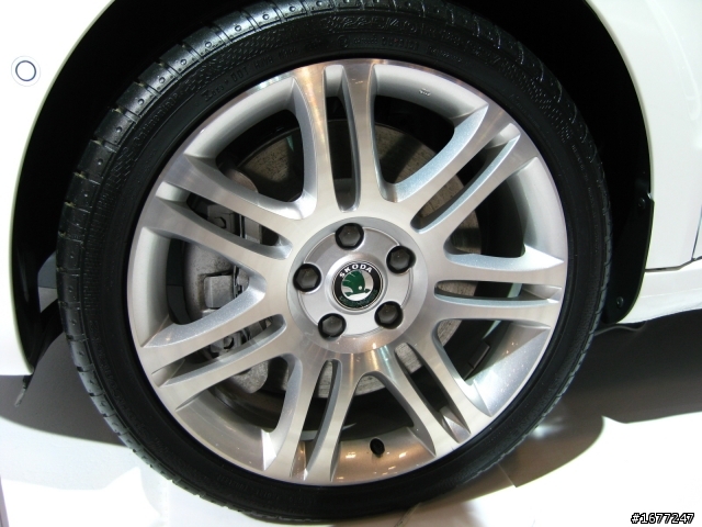 台北車展的SKODA 拍了機張分享一下!