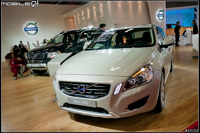 [小惡魔車展特派員]最動感的勁車與凱渥模特兒就在VOLVO !  (圖多)