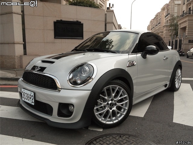 我的第一部MINI....MINI Cooper S Coupe