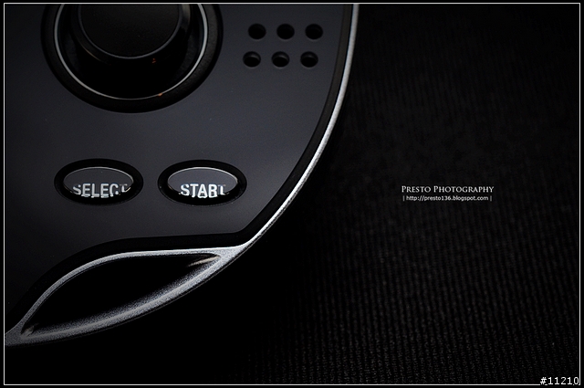 【分享】次世代掌機 - SONY PlayStation Vita 簡單開箱