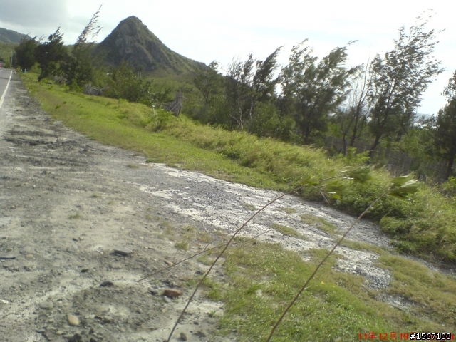 計畫環島卻故意跑去四重溪泡溫泉之旅 ~~~~~( 巧遇狂暴落山風!!!= =)