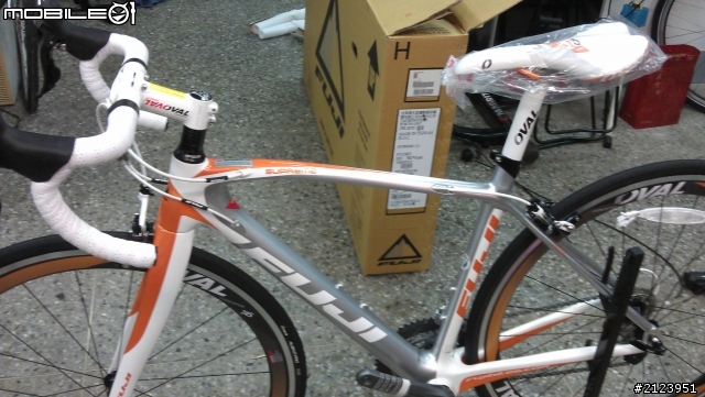 【開箱】我的新車 2011 FUJI SUPERME 1.0