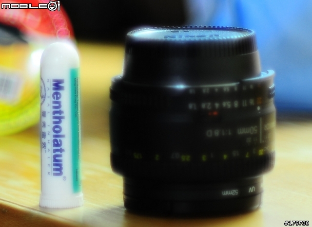 nikon 135mm f2  DC鏡的發色  內附135直出圖