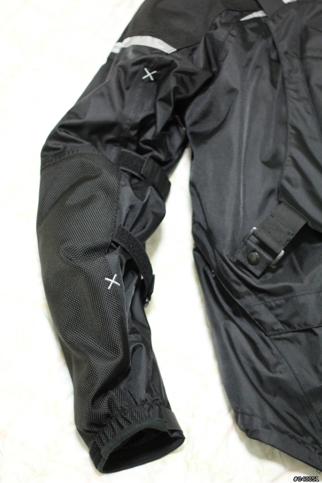ICON  PATROL 防摔衣 & STRYKER KNEE ARMOR d3O護膝 入手分享