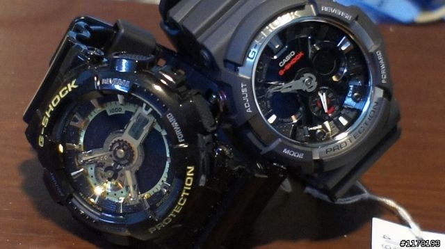 滿滿金屬元素和「X」胎紋設計元素的~~G-SHOCK GA-200 1A開箱