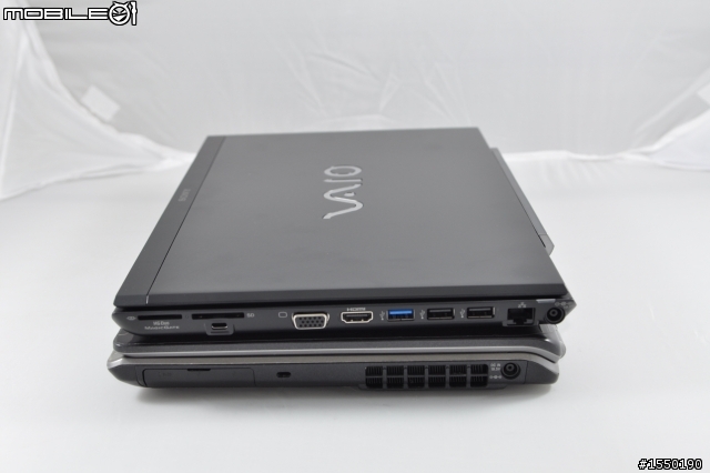 SONY VAIO - VPCSA33GW  遲來的開箱 [圖多!!!]