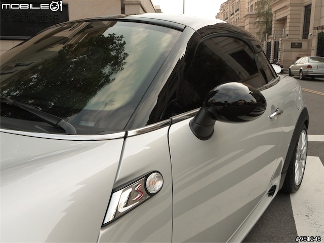 我的第一部MINI....MINI Cooper S Coupe