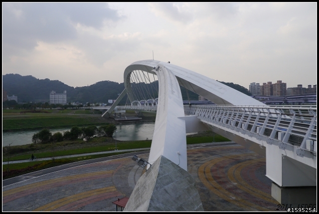期待已久的Panasonic GX1終於入手..