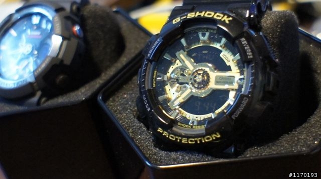 滿滿金屬元素和「X」胎紋設計元素的~~G-SHOCK GA-200 1A開箱