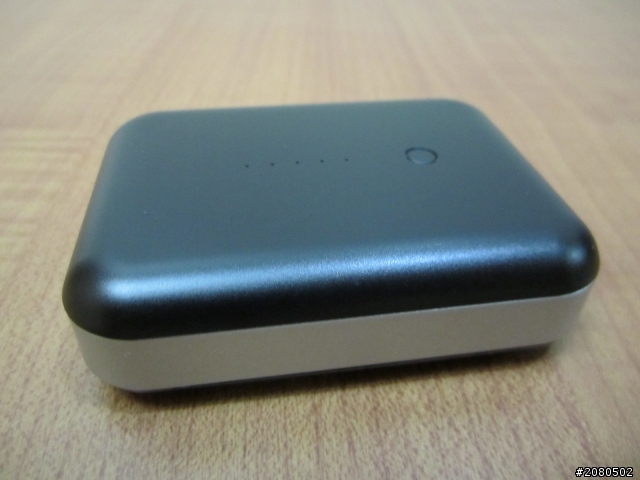[開箱] 給自己的聖誕禮物-Just Mobile Gum Plus 行動電源