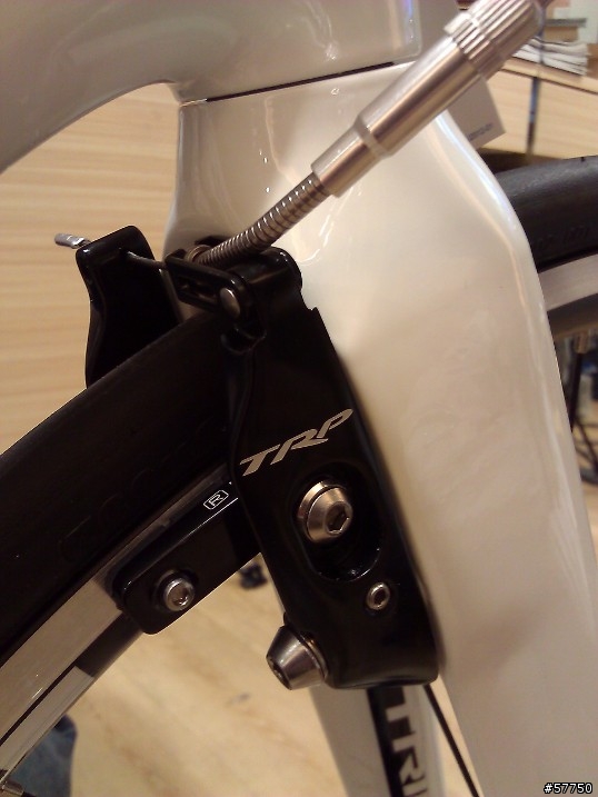 2012 GIANT Trinity Composite 2 交車!!!